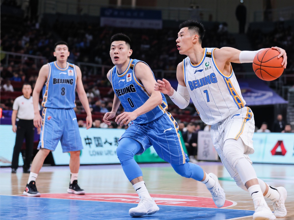 小雷盛赞麦迪逊：单枪匹马革新热刺风格，给予队友巨大安全感