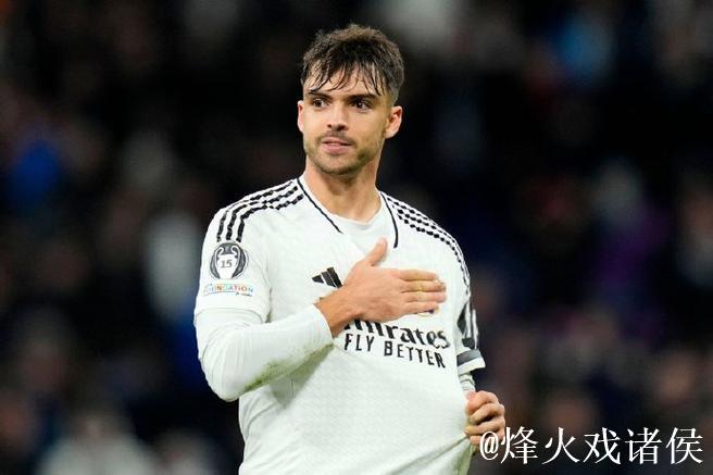 劳尔-阿森西奥发帖追思祖父:希望你一直在我身边 劳尔-阿森西奥发帖追思祖父:希望你一直在我身边